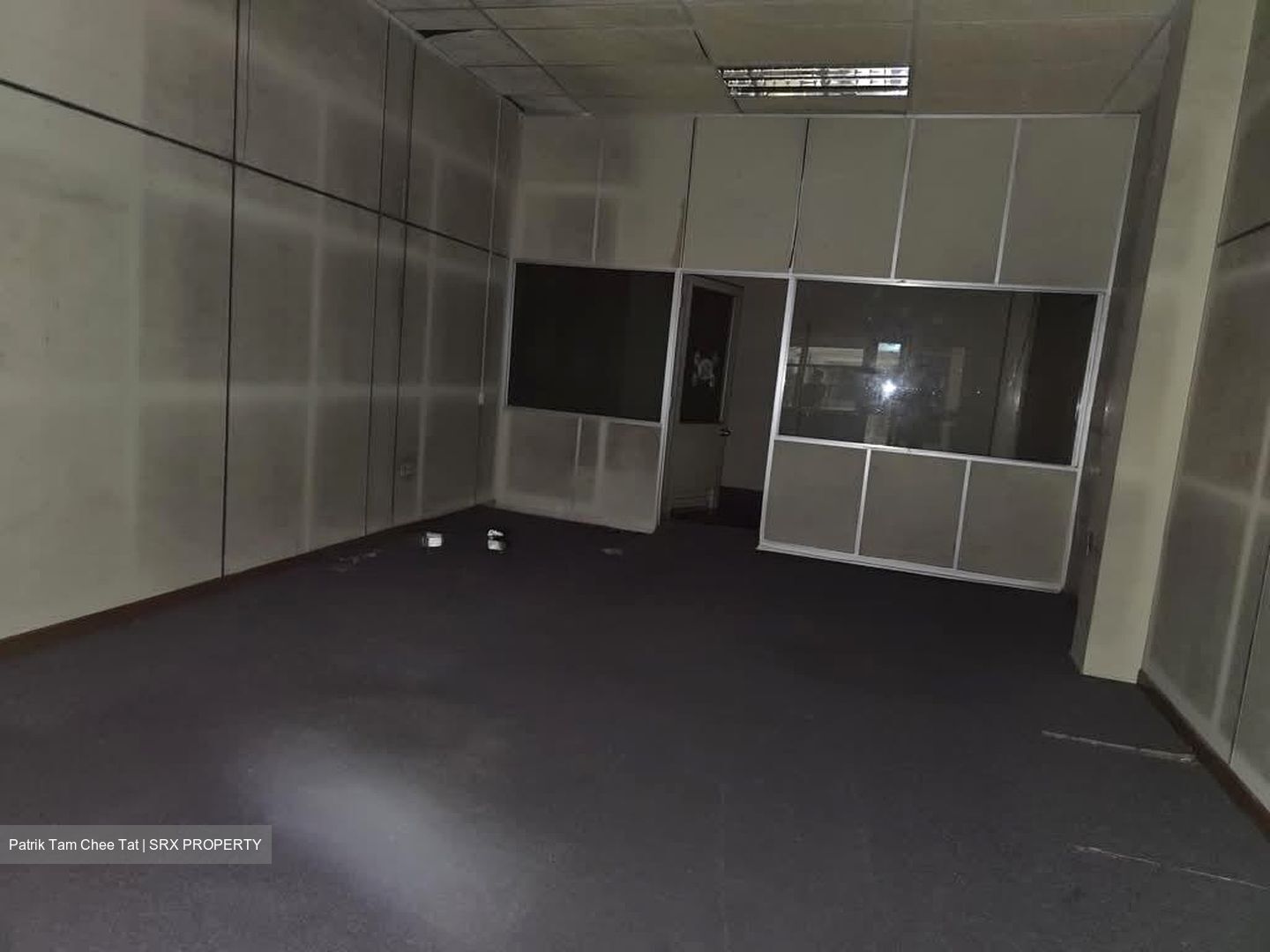 High Street Centre (D6), Office #564737261